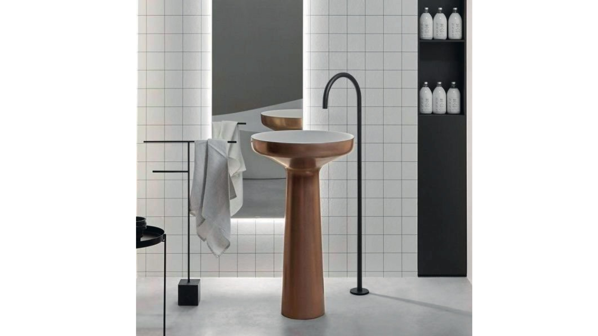 AZZOR -  Grifería de piso para pedestal